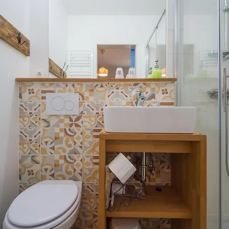 Rest And Ride Robidisce