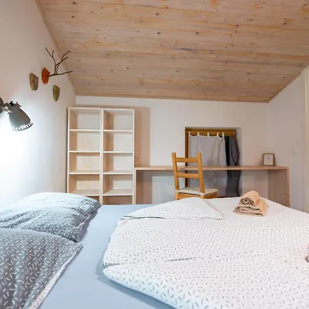 Rest And Ride Bed & Breakfast Robidisce