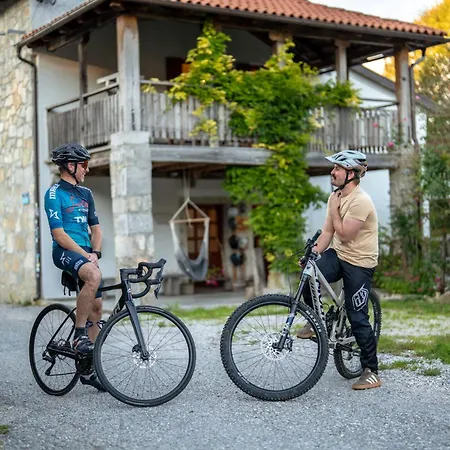 Bed & Breakfast Rest And Ride 3*